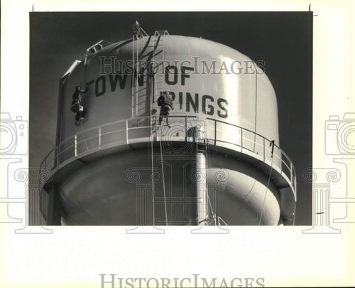 1990 press photo - press, spiker