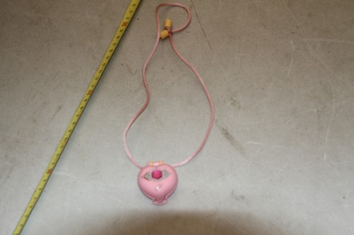 Polly pocket medaillon - polly, coeur