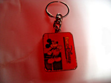 PORTE-CLES MICHEY EURO DISNEY