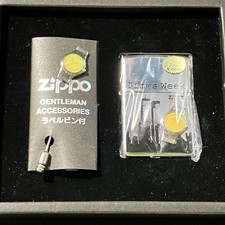 Ensemble World Trade Center Zippo Lighter Times Week avec épingles