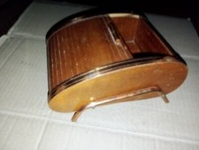 très ancienne boite à