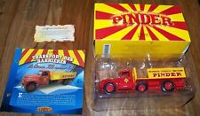 Collection cirque camion Citroën J55 transport des barrières 1/43 Direkt