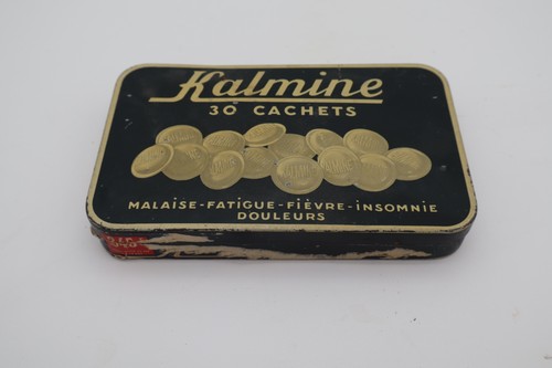 Ancienne boîte métallique
