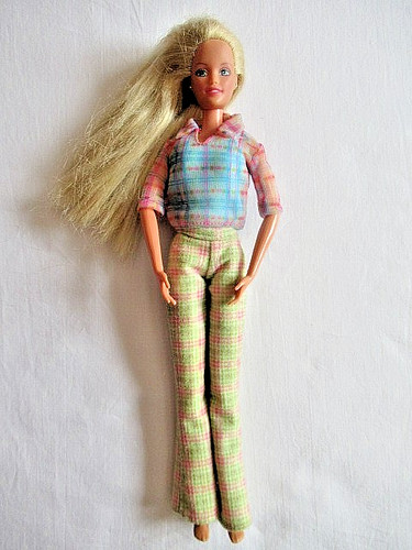 Barbie tenue ecossaise - tenue, +