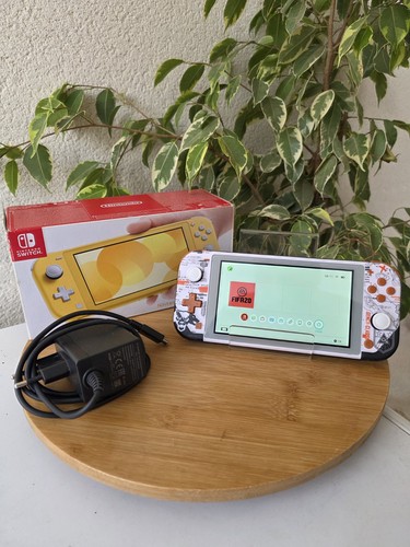 Nintendo switch lite - nintendo,