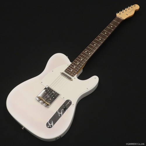 Nouveau fender made in - [nouveau],