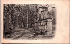 47 NERAC - Fontaine du Dauphin