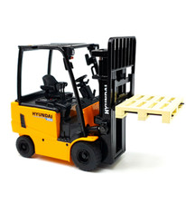 HYUNDAI 1/29 25B CHARIOT