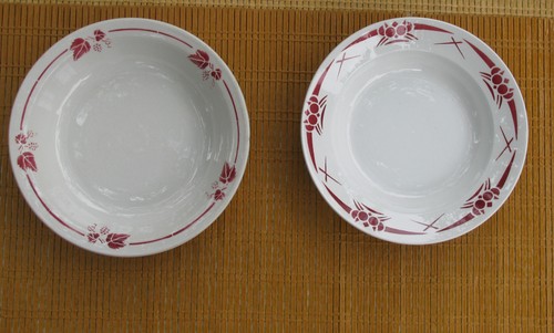 Anciens plats ronds creux - plats, et