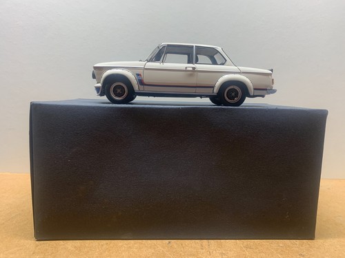 Kyosho bmw 2002 turbo - bmw, 1/18