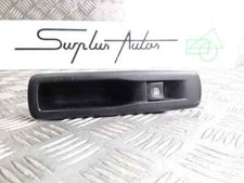 Commande leve-glace porte arriere gauche 829500004R Renault MEGANE III