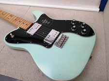 Guitare électrique FENDER