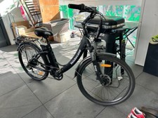 VENDS VÉLO ELECTRIQUE VÉLOBÉCANE EASY  JAMAIS ROULÉ, ETAT NEUF 750€ (à débattre)
