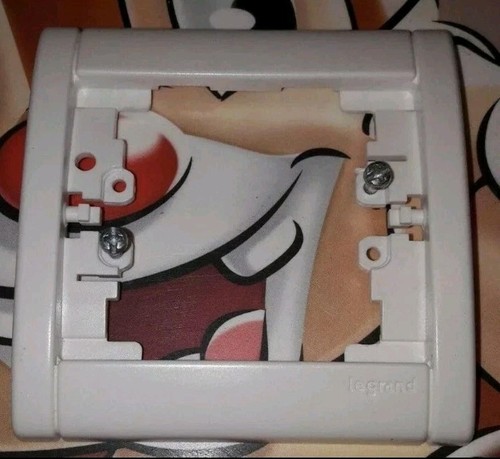85000 legrand sagane opalis - legrand,