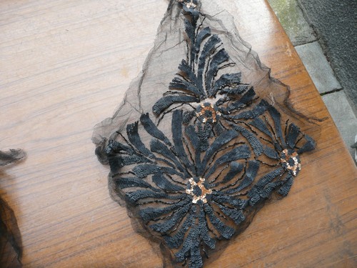 Parement ancien tulle noir - parement,