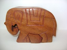 Ancienne boite à secret bois