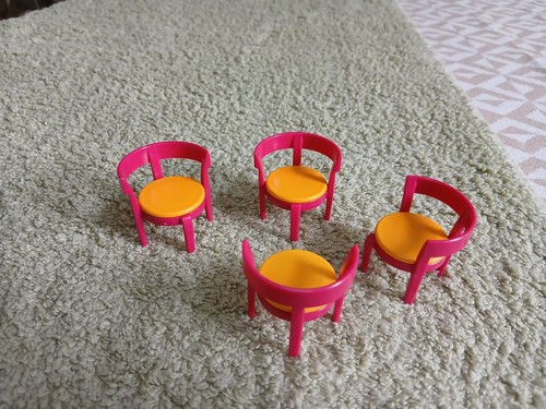 Playmobil quatre chaises - quatre,