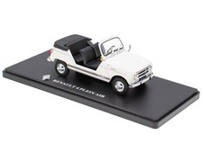 RENAULT 4 PLEIN AIR 1/43 IXO