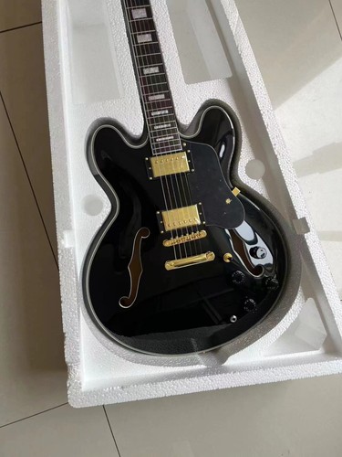 Guitare électrique semi - ,