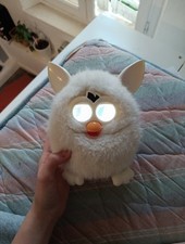 FURBY PELUCHE ANIMAL INTERACTIF BLANC YETI NEUF 2012 A31721010 COLLECTOR FR COOL