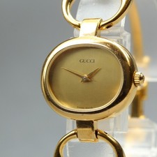 Montre pour femme GUCCI 1600