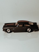 ASTON-MARTIN DB 4  SOLIDO