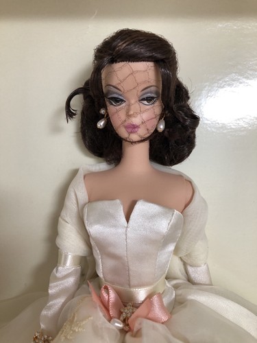 Barbie silkstone doll lady - barbie,