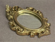Miroir encadré doré style rococo français