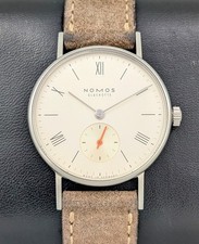 NOMOS Glashütte Tangente 33 |