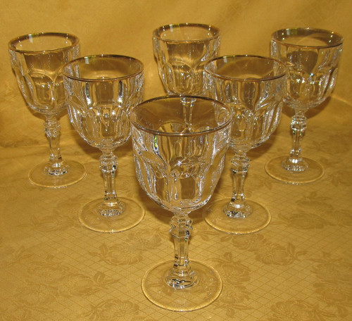 Série verres vin sur - de, 6