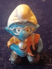 Figurine Schtroumpf à Lunettes Reporter. Occasion.