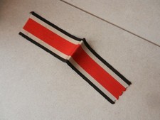 coupe de ruban pour médaille