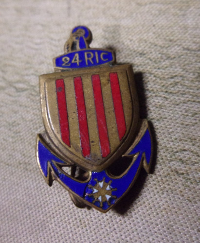 Insigne réduction ancien - , 24°