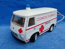 RARE ! MIGNON Cute TOP ! JOUSTRA 1:20 PEUGEOT J7 AMBULANCE 45