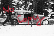 AUTOMOBILE VOISIN DANS LA