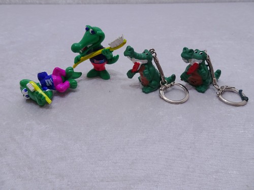 Crocodile avec brosse à - 4,