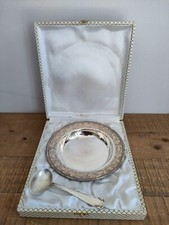 Ancienne assiette à bouillie enfant argent dans son coffret
