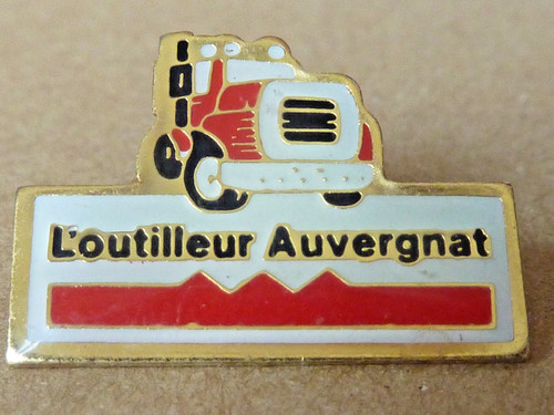 Pin pins badge - pin's,