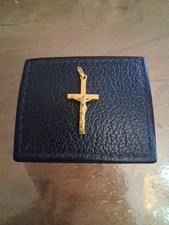 croix chrétienne or jaune en