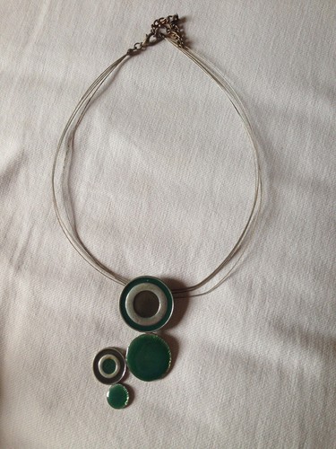 Collier fantaisie tour - collier, cou
