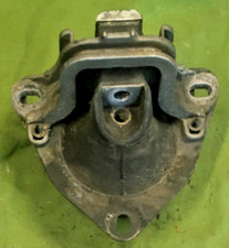 Support moteur distribution / RENAULT LAGUNA 1 / 1.8 / 7700423007