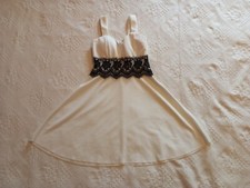 Robe Femme à Bretelles Taille S Écru Dentelle Noire