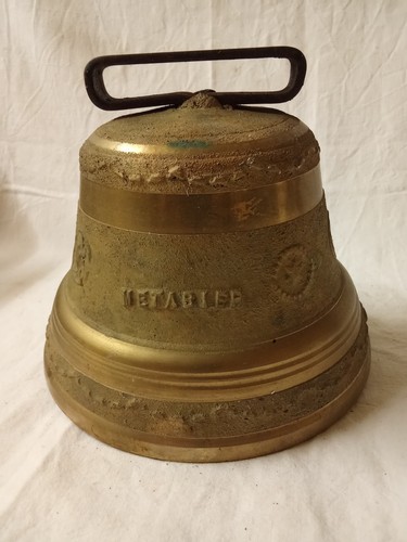 Grande cloche ancienne de - cloche,