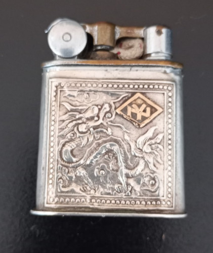Ancien briquet essence - ,