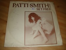 Patti Smith Group -0 Set Me Free (Arista 12) (Set Gratuit)
