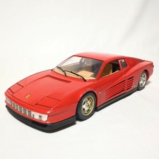 FERRARI testarossa 1/18 Burago