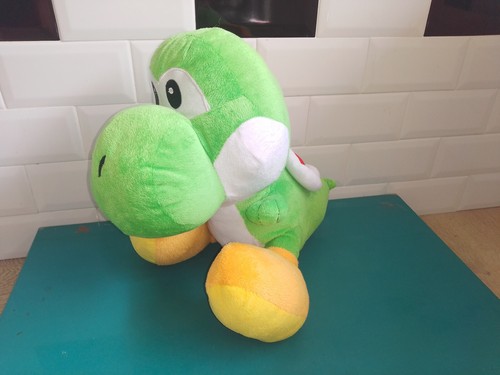Peluche yoshi vert - peluche, mario