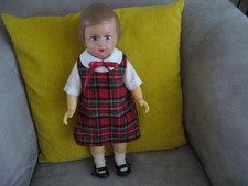 vètement pour poupée