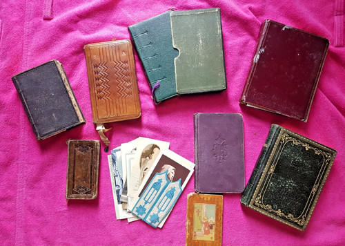 Lot objets religieux - lot, anciens