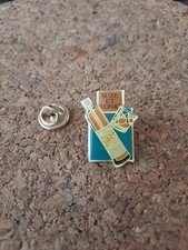 Pin's Suze et tonic alcool